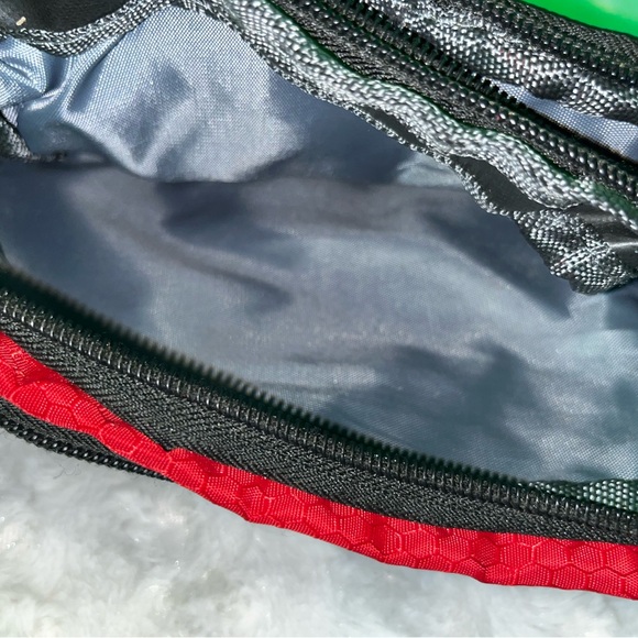 Pouch - Picture 4 of 5